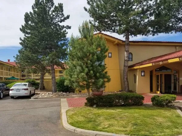 Motel 6 Aurora, CO  Medical Center