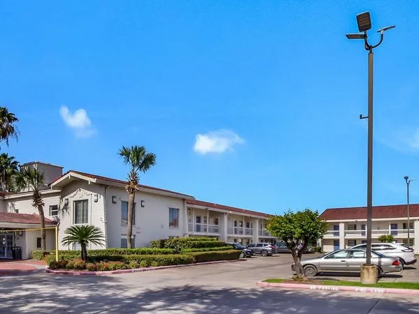 Motel 6 Baytown Tx Garth Rd
