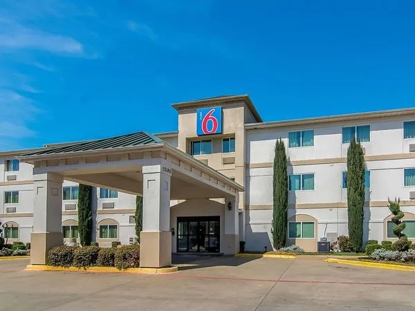 Motel 6 Dallas - North