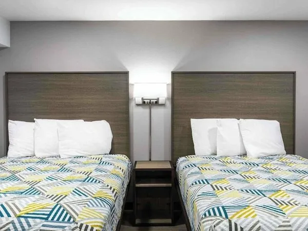 Motel 6 Hickory