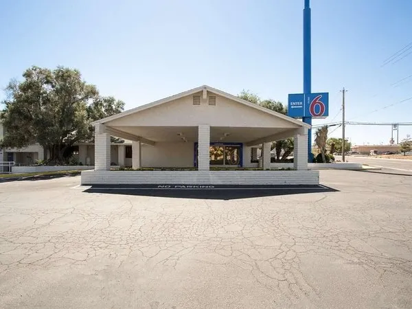 Motel 6 Kingman West