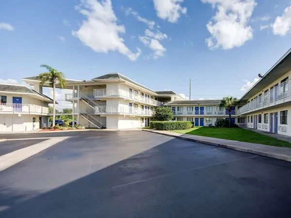Motel 6 Lakeland