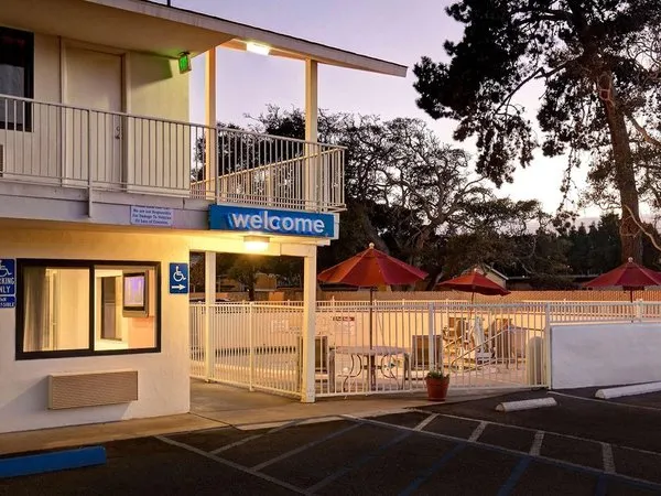 Motel 6 Monterey