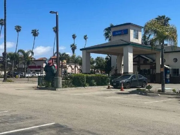 Motel 6 Oceanside, CA  Marina / Camp Pendleton