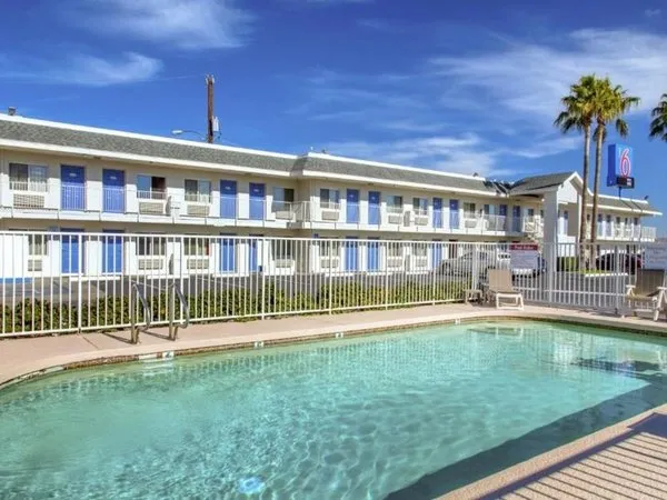Motel 6 Phoenix Airport-24th Street