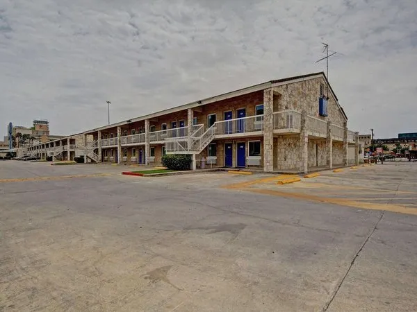 Motel 6 San Antonio Downtown - Market Square