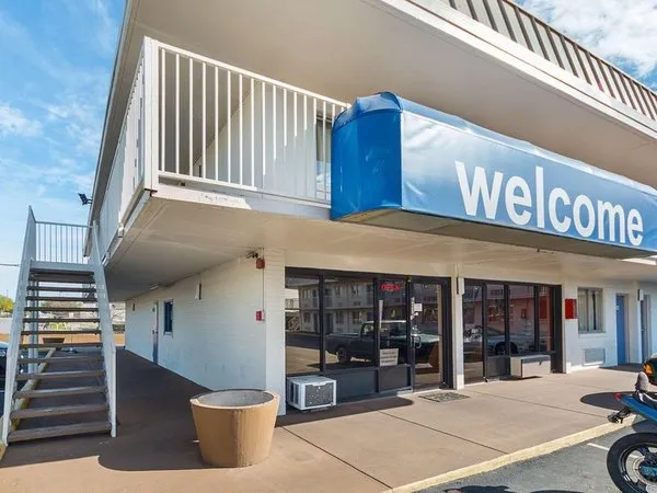 Motel 6 San Antonio I-10 West