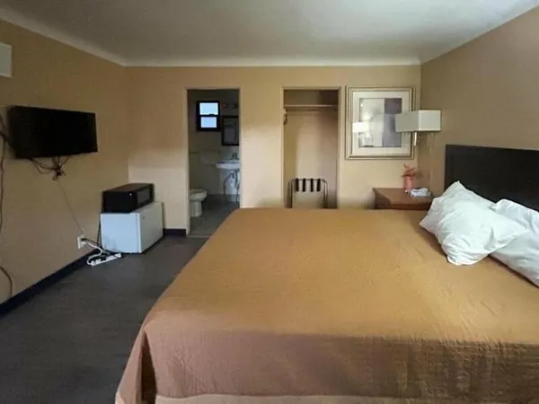 Motel 6 Williams, AZ  Historic Route 66 by oyorooms