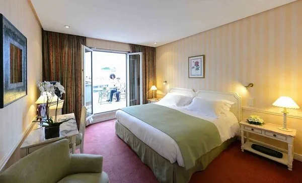 Motel One Madrid-Plaza de España