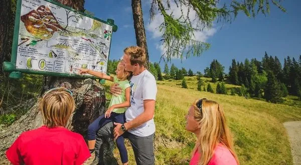 Mountain Budget Hotel Basekamp