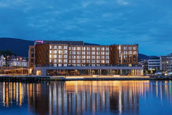 Moxy Bergen