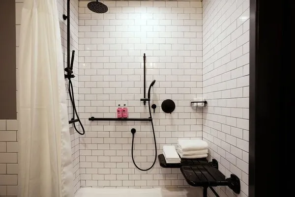 Moxy Richmond Downtown