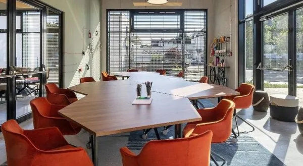 Moxy Simmern