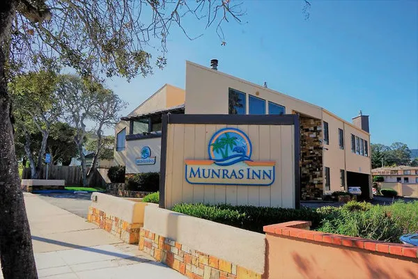 Munras Inn
