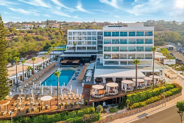 Napa Mermaid Hotel & Suites