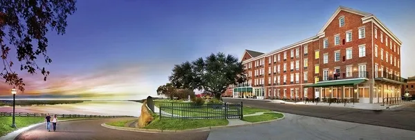 Natchez Grand Hotel & Suites