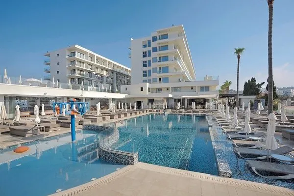 Nelia Beach Hotel