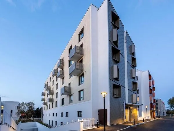 Nemea Appart'Hotel  Velizy