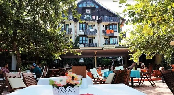 Neptün Hotel