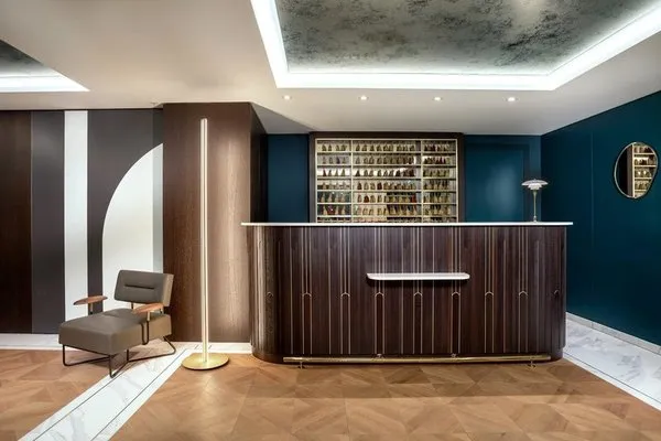 Neues Schloss Privat Hotel Zürich, Autograph Collection