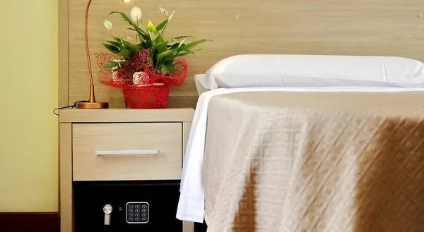 New Moon Guesthouse