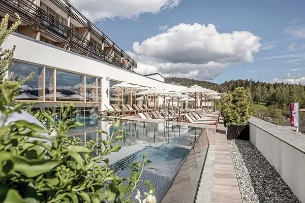 Nidum Casual Luxury Hotel