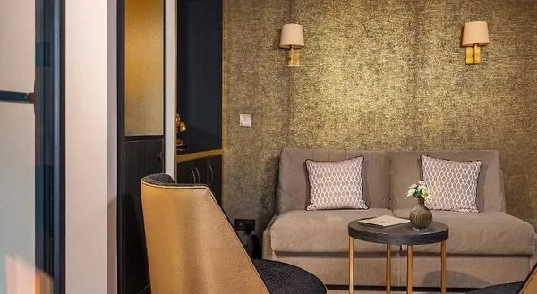 Niepce Paris Hotel, Curio Collection by Hilton