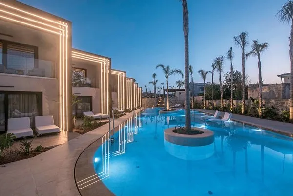 Noble Hotel Suites