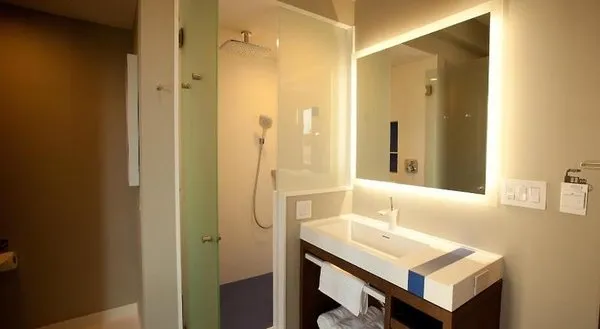 NobleDEN Hotel