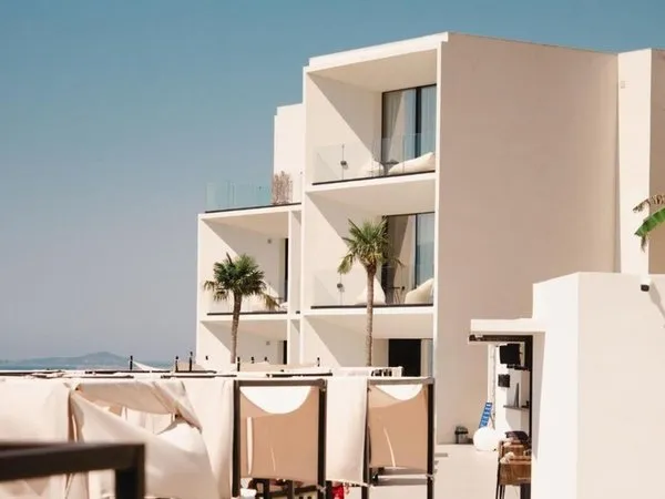Nobus Hotel