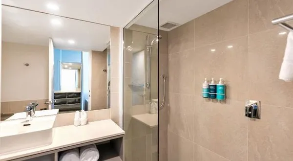 Novotel Cairns Oasis Resort
