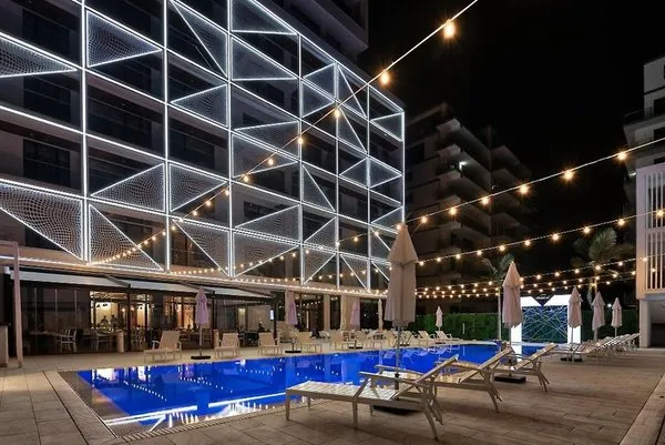 Nyota Hotel