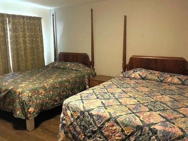 Oak Motel