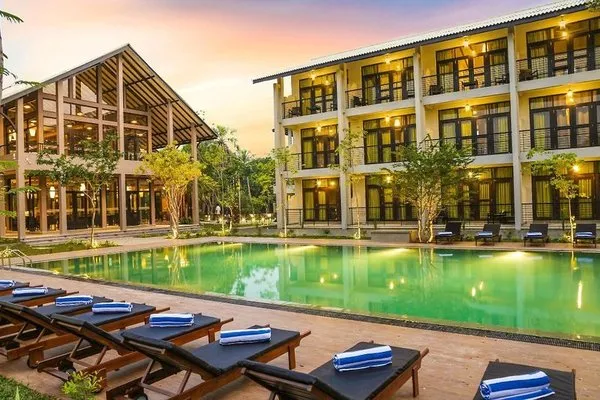 Oak Ray Wild Yala
