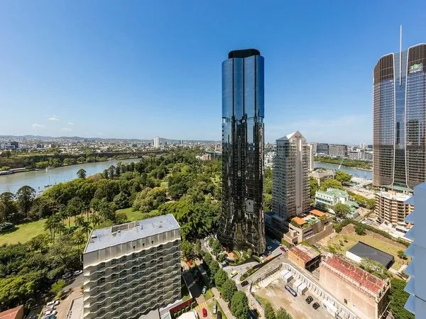Oaks Brisbane on Margaret Suites