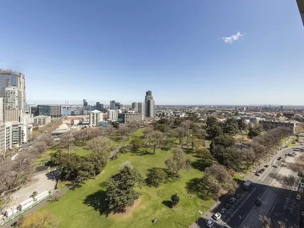Oaks Melbourne on William Suites