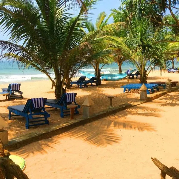 Oasey Beach Hotel