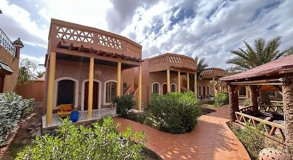 Oasis Tilogui