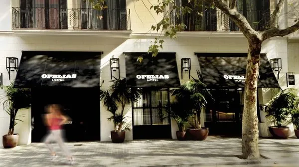 Ofelias Hotel