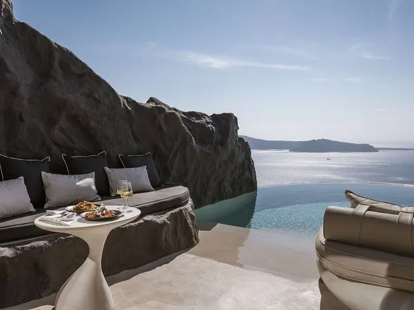 one of one hotel