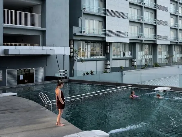 One-Stop Residence Hotel & Office