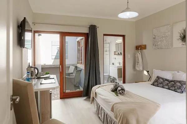 Organic Square Guesthouse