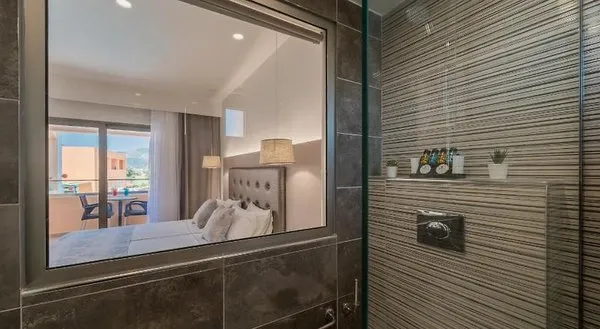 Oscar Hotel