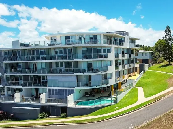 Oshen Apartments