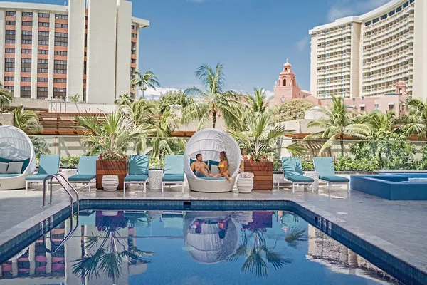 OUTRIGGER Waikiki Beachcomber Hotel