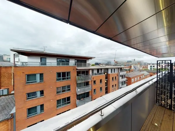 Oxid House by Quay Apartments