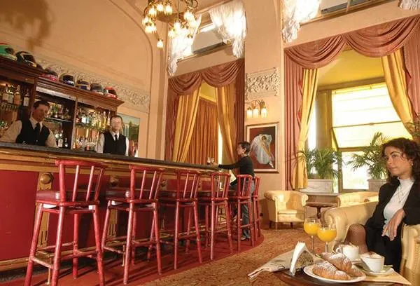 Palace Grand Hotel