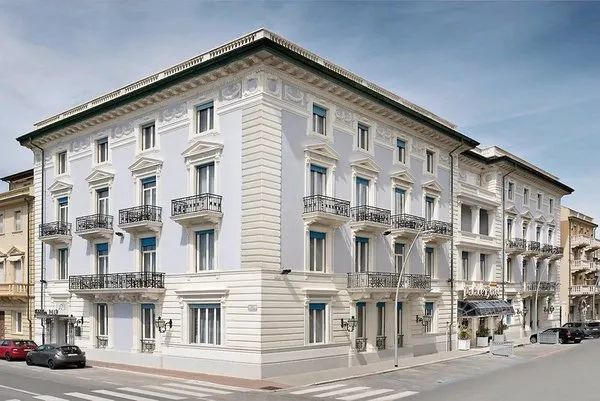 Palace Hotel