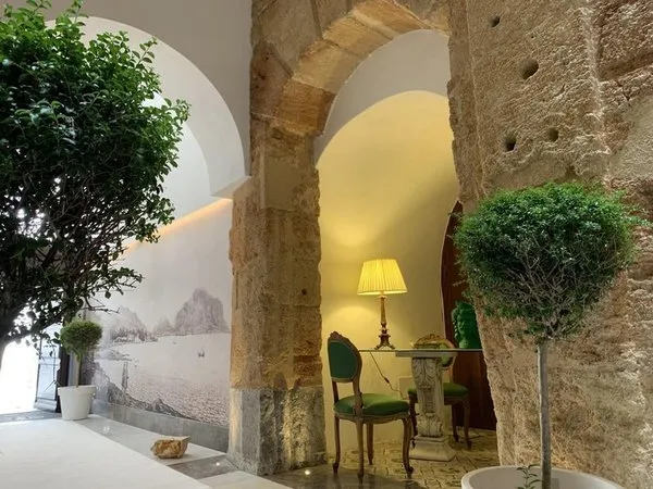Palazzo Del Poeta Dimora Contemporanea