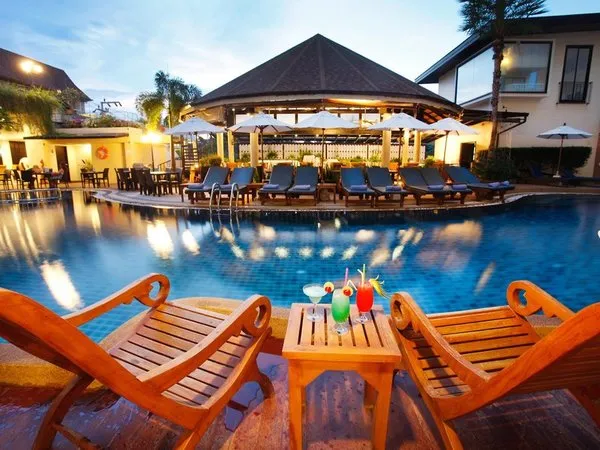 Palmyra Patong Resort